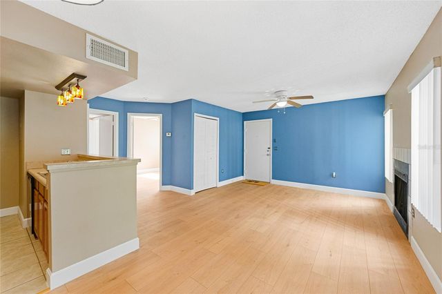 543 SUN RIDGE PLACE 102, Altamonte Springs, FL 32714