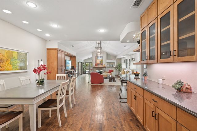 10612 De Bercy Court, Dallas, TX 75229