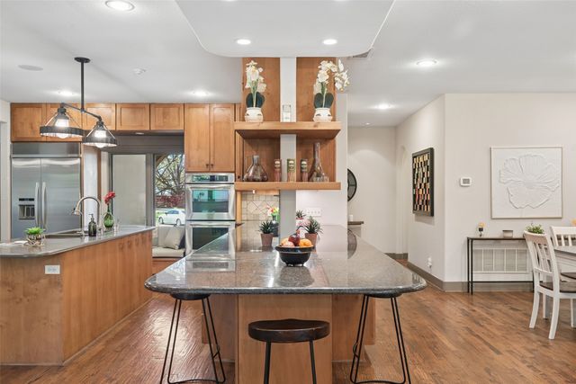 10612 De Bercy Court, Dallas, TX 75229