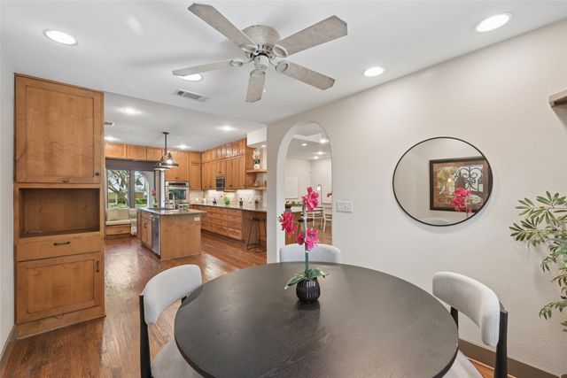 10612 De Bercy Court, Dallas, TX 75229