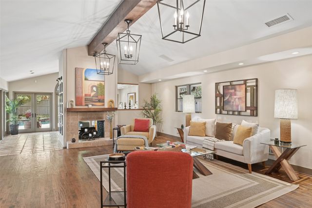 10612 De Bercy Court, Dallas, TX 75229