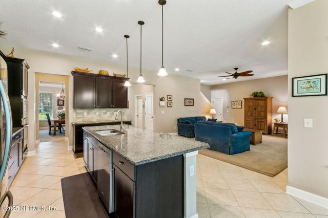 1031 SOUTHERN HILLS Drive, Orange Park, FL 32065