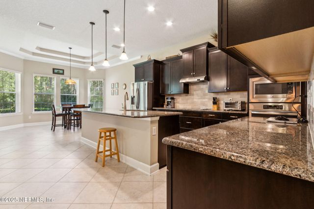 1031 SOUTHERN HILLS Drive, Orange Park, FL 32065