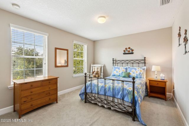 1031 SOUTHERN HILLS Drive, Orange Park, FL 32065
