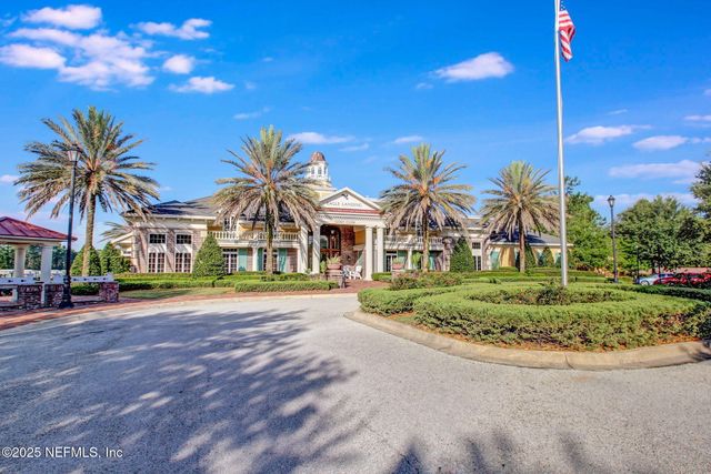 1031 SOUTHERN HILLS Drive, Orange Park, FL 32065