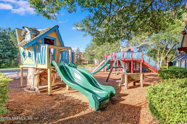 1031 SOUTHERN HILLS Drive, Orange Park, FL 32065