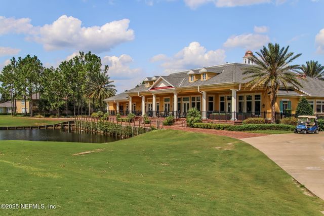 1031 SOUTHERN HILLS Drive, Orange Park, FL 32065