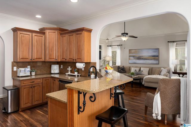 211 RIVER OAKS DRIVE, Helena, AL 35080