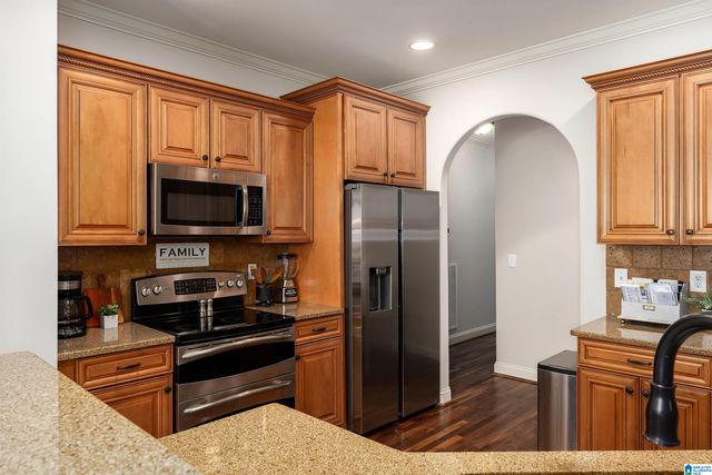 211 RIVER OAKS DRIVE, Helena, AL 35080