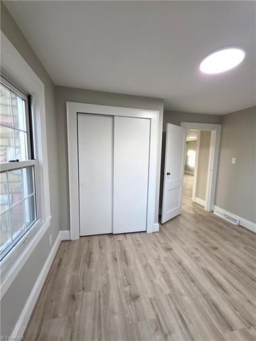 802 E Warren Avenue, Eden, NC 27288