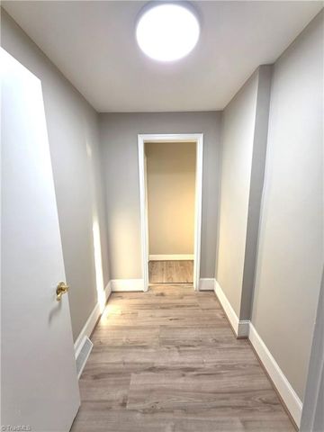 802 E Warren Avenue, Eden, NC 27288