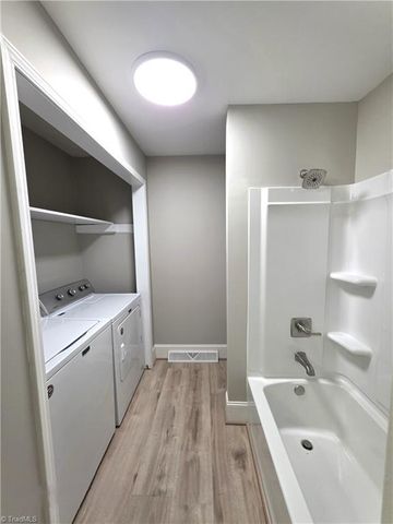 802 E Warren Avenue, Eden, NC 27288