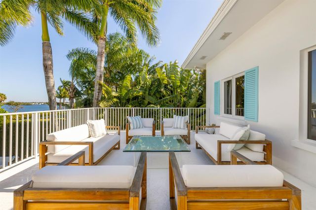 121 Seville Road, West Palm Beach, FL 33405