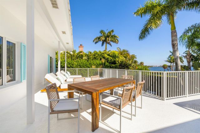121 Seville Road, West Palm Beach, FL 33405