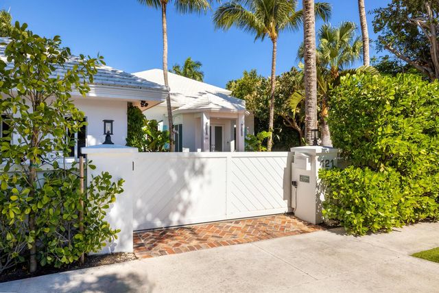 121 Seville Road, West Palm Beach, FL 33405