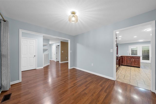 229 Cheshire Rd, Clarksville, TN 37043