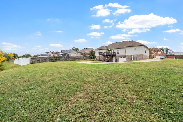 229 Cheshire Rd, Clarksville, TN 37043