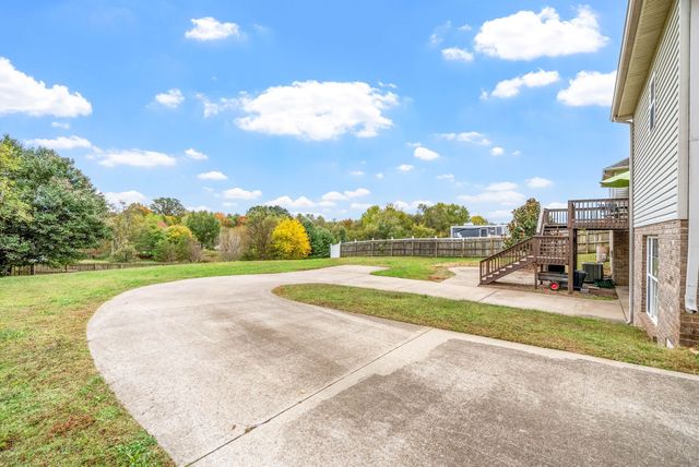 229 Cheshire Rd, Clarksville, TN 37043