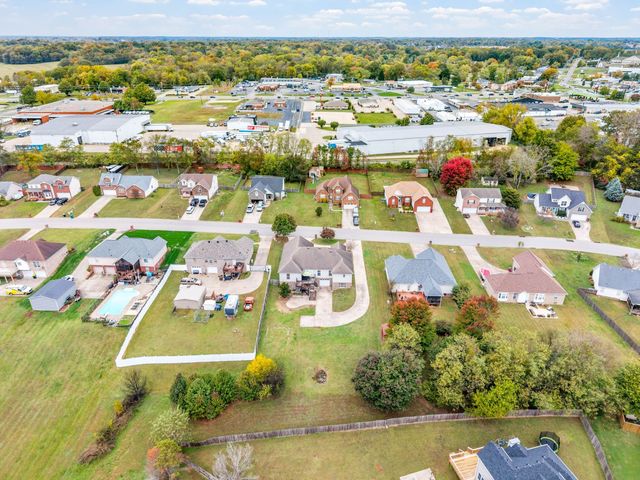 229 Cheshire Rd, Clarksville, TN 37043