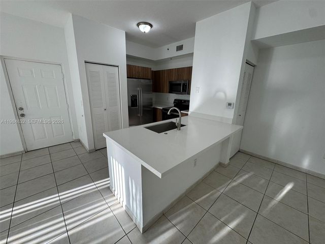 7280 NW 114th Ave 101-8, Doral, FL 33178