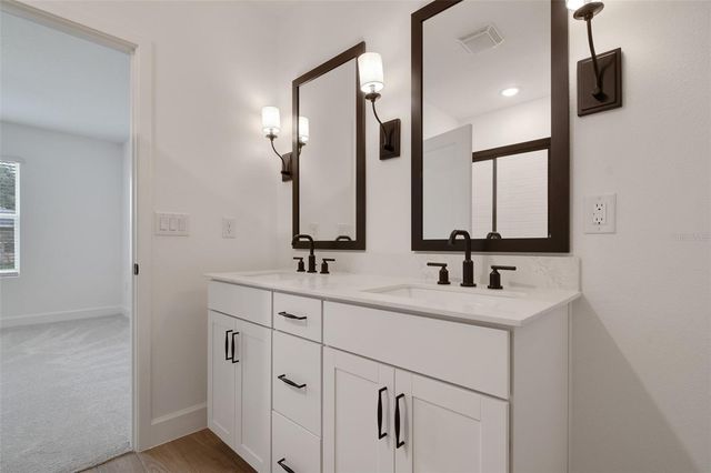 9365 N DEL RIO WAY 15, Citrus Springs, FL 34434