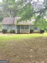220 Peach Forest Place, Douglasville, GA 30134