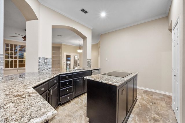 2237 Merritt Way, Arlington, TX 76018