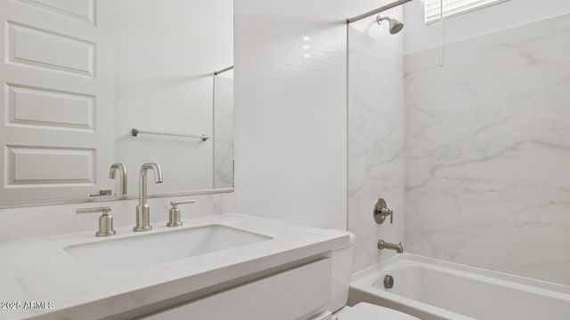 6983 W PINNACLE VISTA Drive, Peoria, AZ 85383