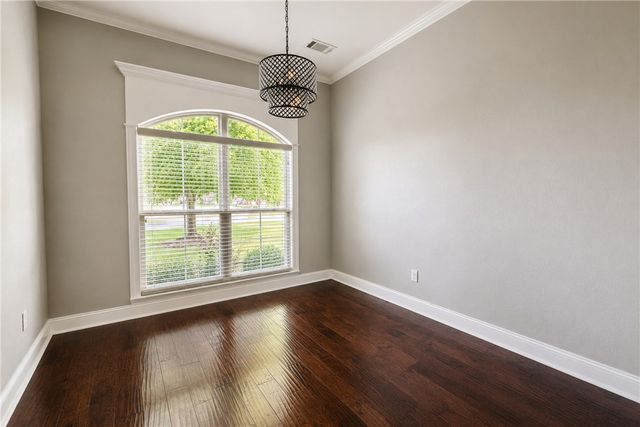 3907 W Mountain View Drive, Fayetteville, AR 72704