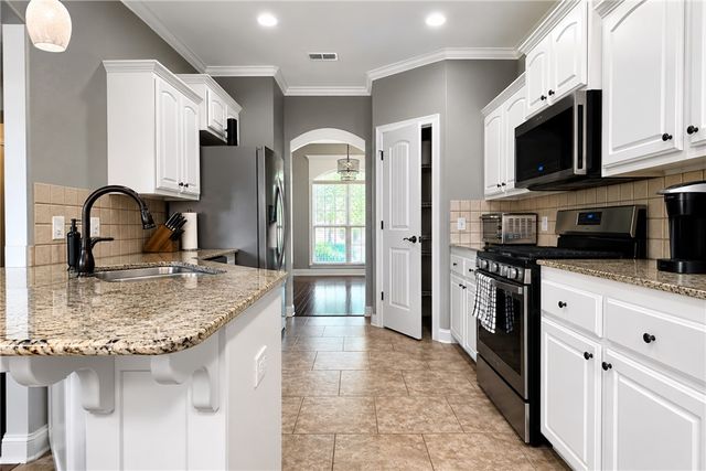 3907 W Mountain View Drive, Fayetteville, AR 72704