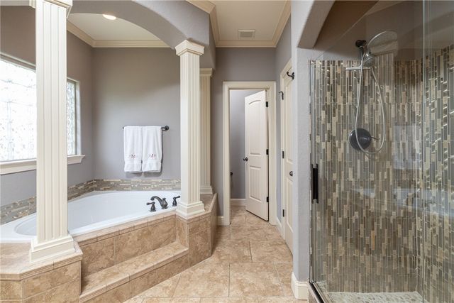 3907 W Mountain View Drive, Fayetteville, AR 72704