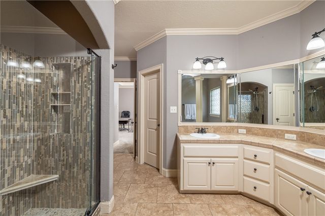 3907 W Mountain View Drive, Fayetteville, AR 72704