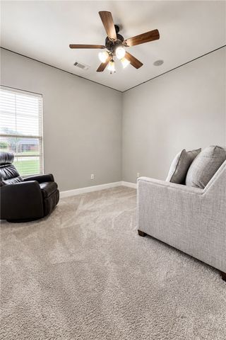3907 W Mountain View Drive, Fayetteville, AR 72704