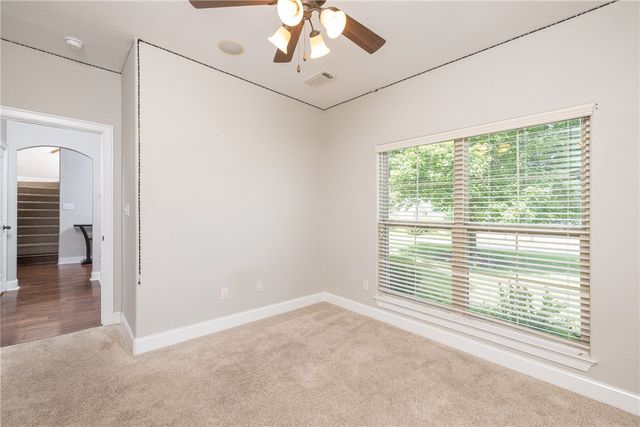 3907 W Mountain View Drive, Fayetteville, AR 72704