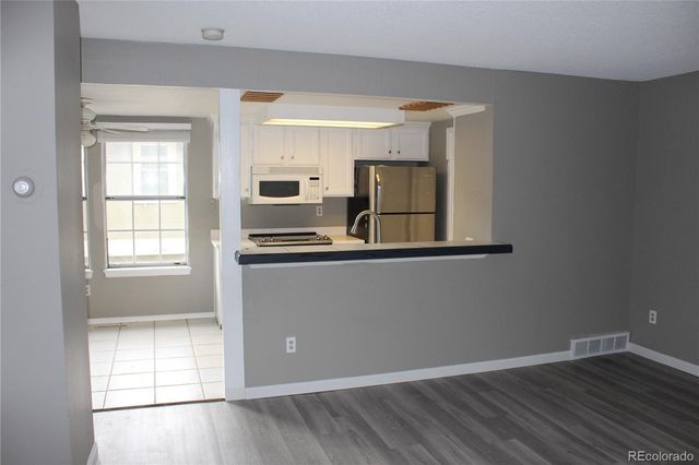 2010 S Hannibal Street C, Aurora, CO 80013