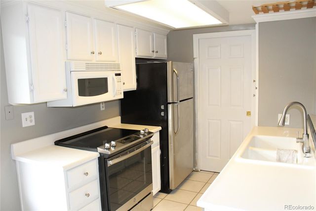 2010 S Hannibal Street C, Aurora, CO 80013