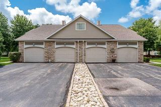 2303 Turnberry Court #19, Beloit, WI 53511
