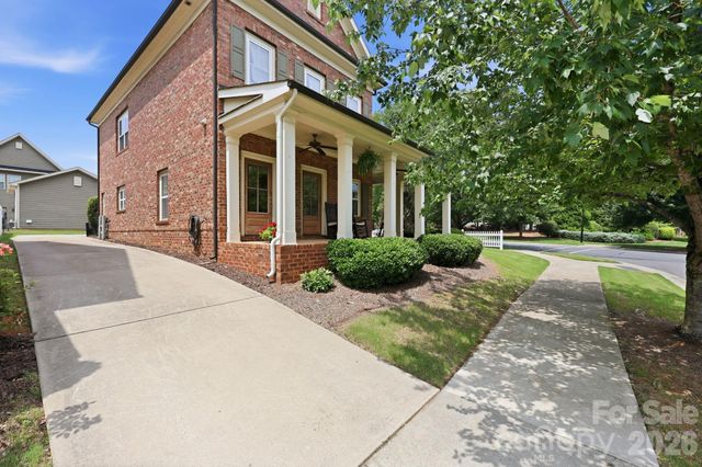 6333 Kennard Drive, Charlotte, NC 28216