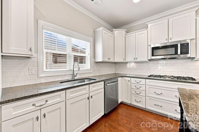6333 Kennard Drive, Charlotte, NC 28216
