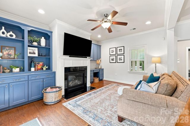 6333 Kennard Drive, Charlotte, NC 28216