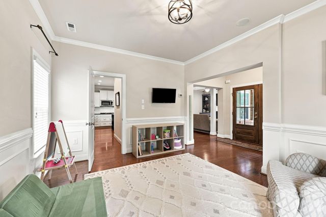 6333 Kennard Drive, Charlotte, NC 28216