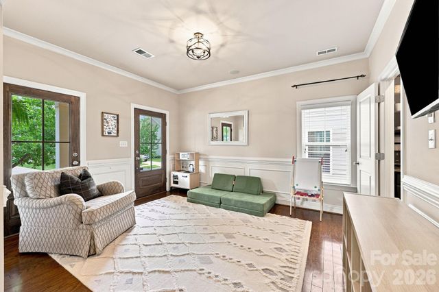 6333 Kennard Drive, Charlotte, NC 28216
