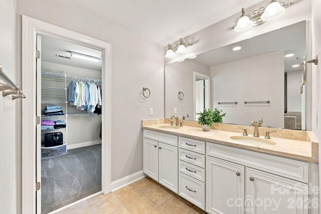 6333 Kennard Drive, Charlotte, NC 28216