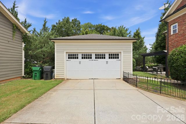 6333 Kennard Drive, Charlotte, NC 28216