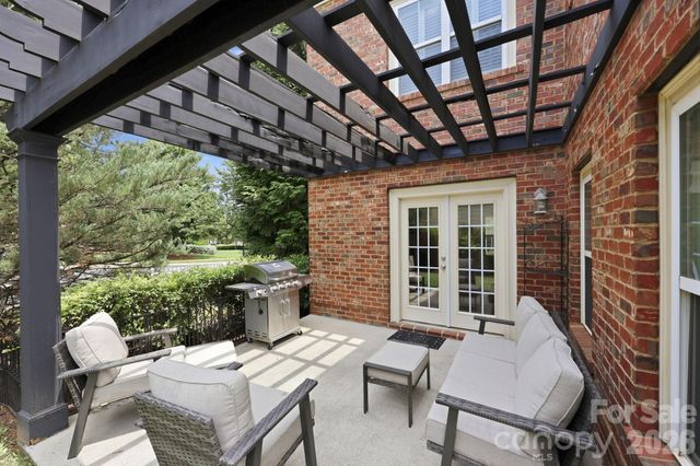 6333 Kennard Drive, Charlotte, NC 28216