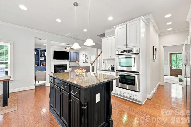 6333 Kennard Drive, Charlotte, NC 28216