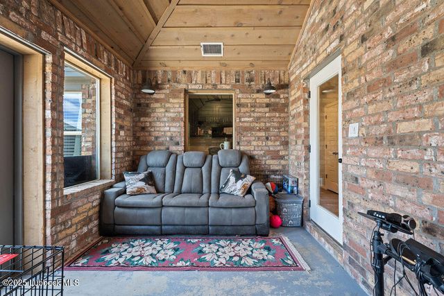 10305 Avenue X, Lubbock, TX 79423