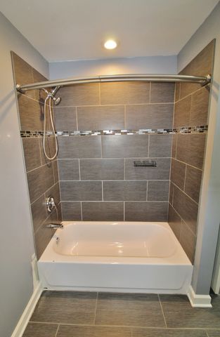 187 W Union Street, Seneca, IL 61360