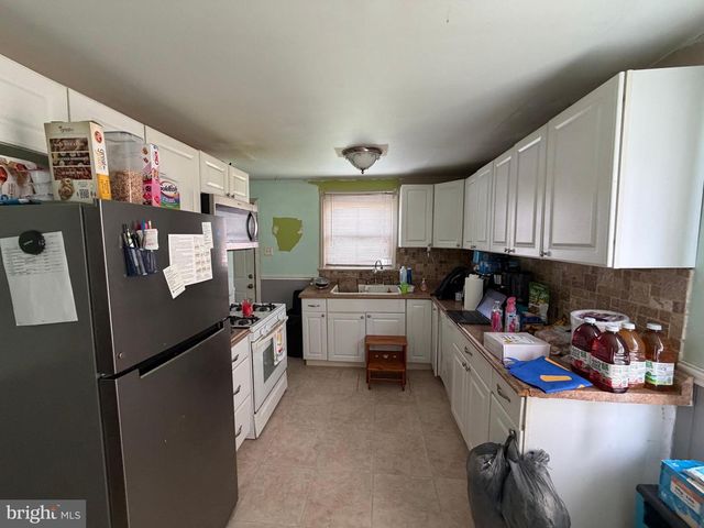 607 VETERANS HWY, Bristol, PA 19007