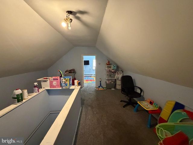 607 VETERANS HWY, Bristol, PA 19007